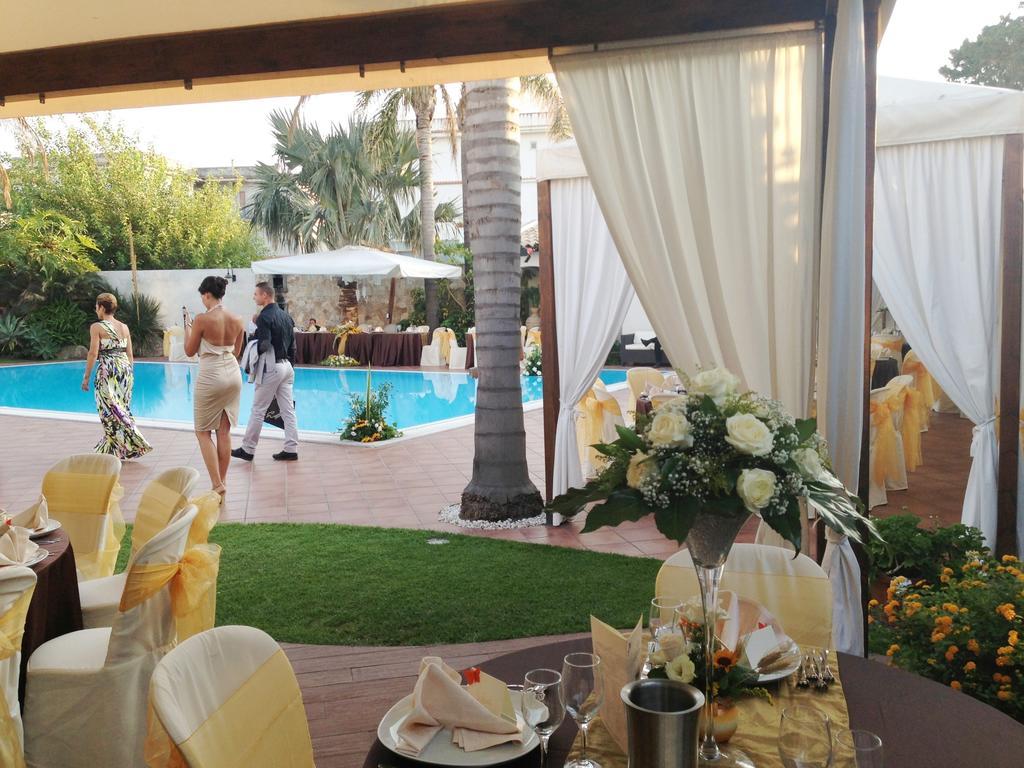 Hotel Redebora Torregrotta Extérieur photo