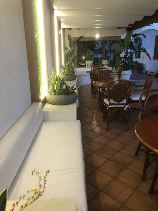 Hotel Redebora Torregrotta Extérieur photo