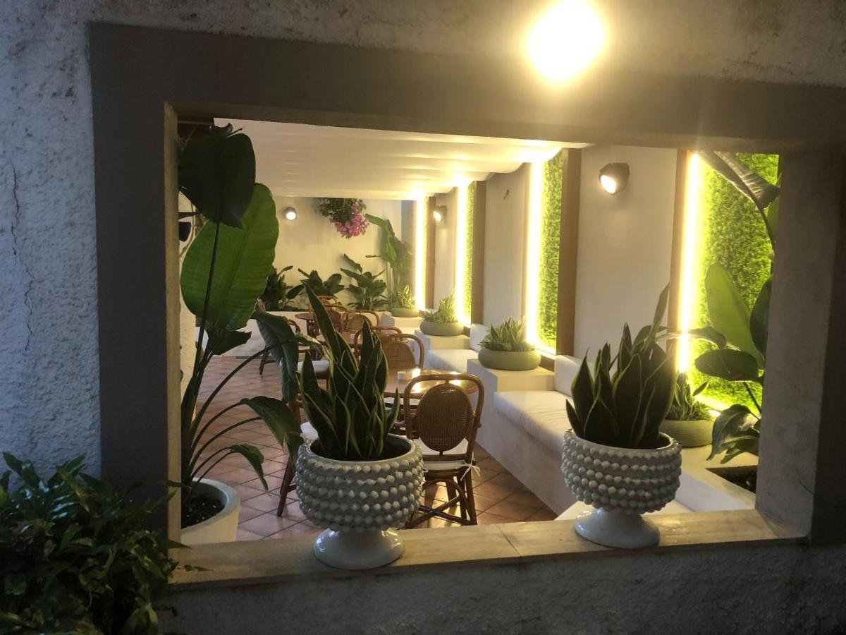 Hotel Redebora Torregrotta Extérieur photo