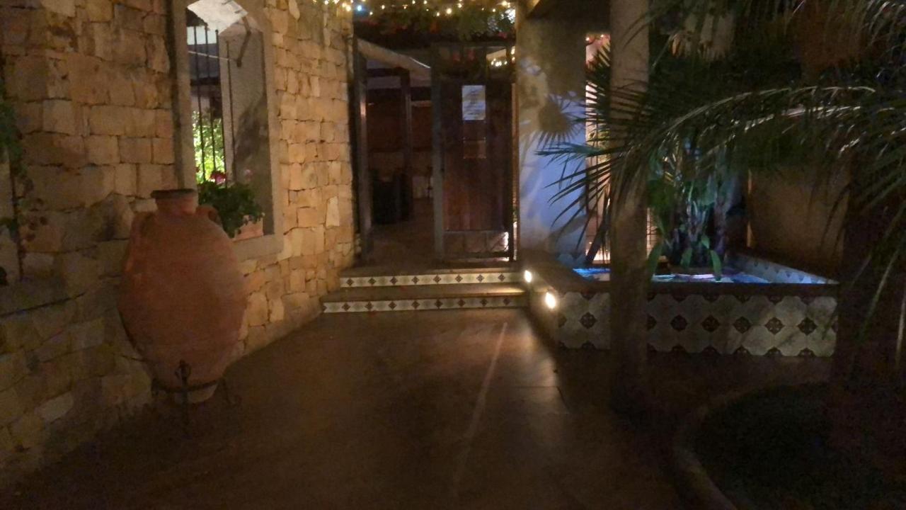 Hotel Redebora Torregrotta Extérieur photo