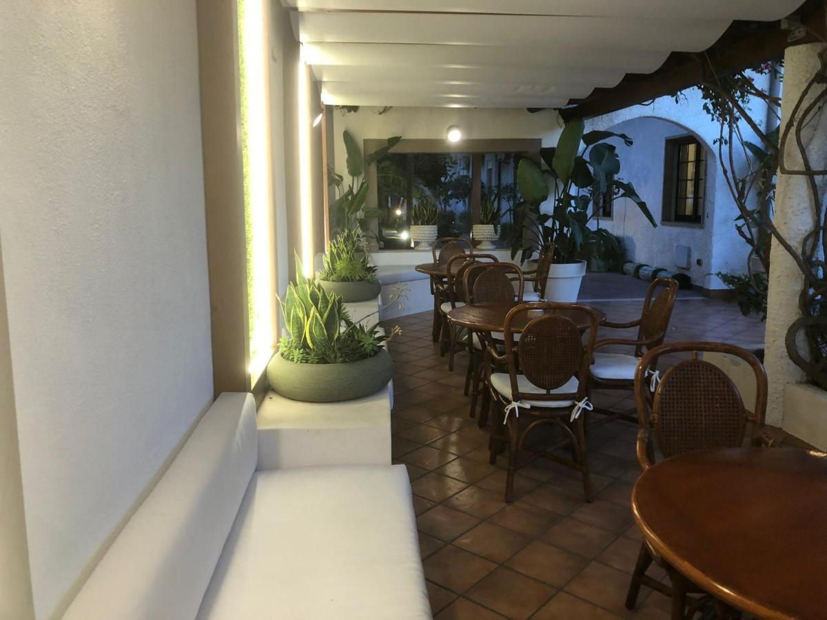 Hotel Redebora Torregrotta Extérieur photo
